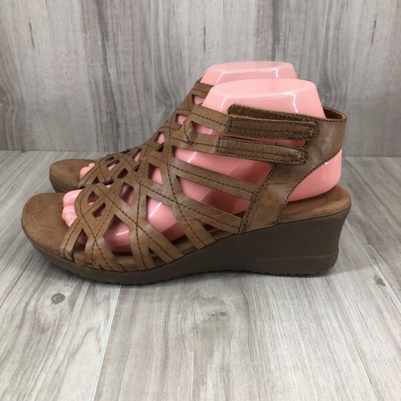 Baretraps Wedge Sandals Womens 8M Trella Brown Hook and Loop Shoes - Picture 2 of 12